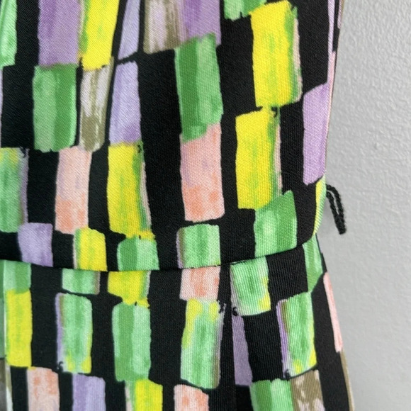 CALVIN KLEIN Pastel Geometric Print Fit and Flare Dress V Neck Sleeveless 4 - Picture 5 of 10